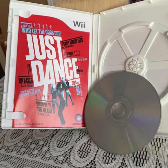 Wii Just Dance game 2009 - Picture 6 of 6